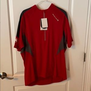 Endura Cycling Shirt Red XL Brand New w/ Tags